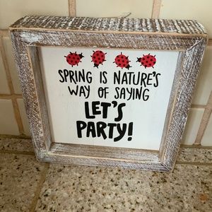 NWT TRANSPAC Wooden Spring Themed Wall Plaque Sign
